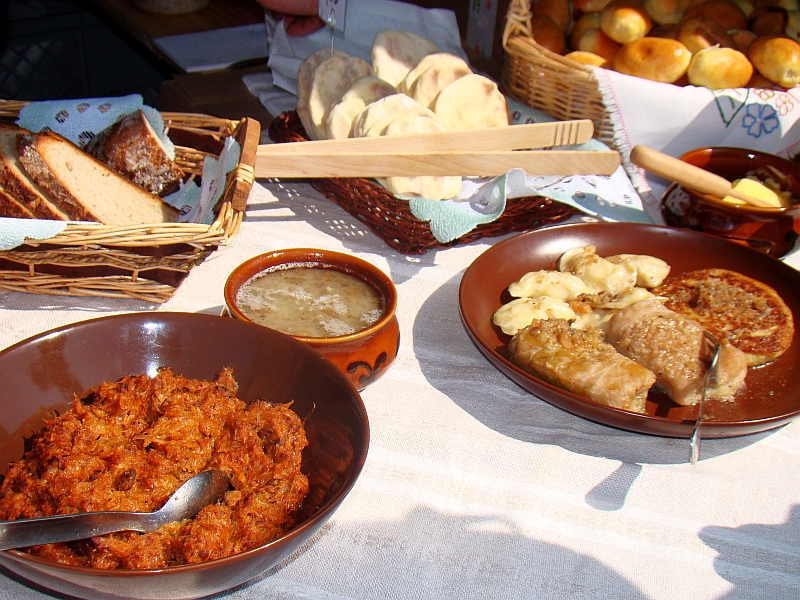Bạn đã biết điều kỳ diệu của nền ẩm thực lâu đời tại Ba Lan?