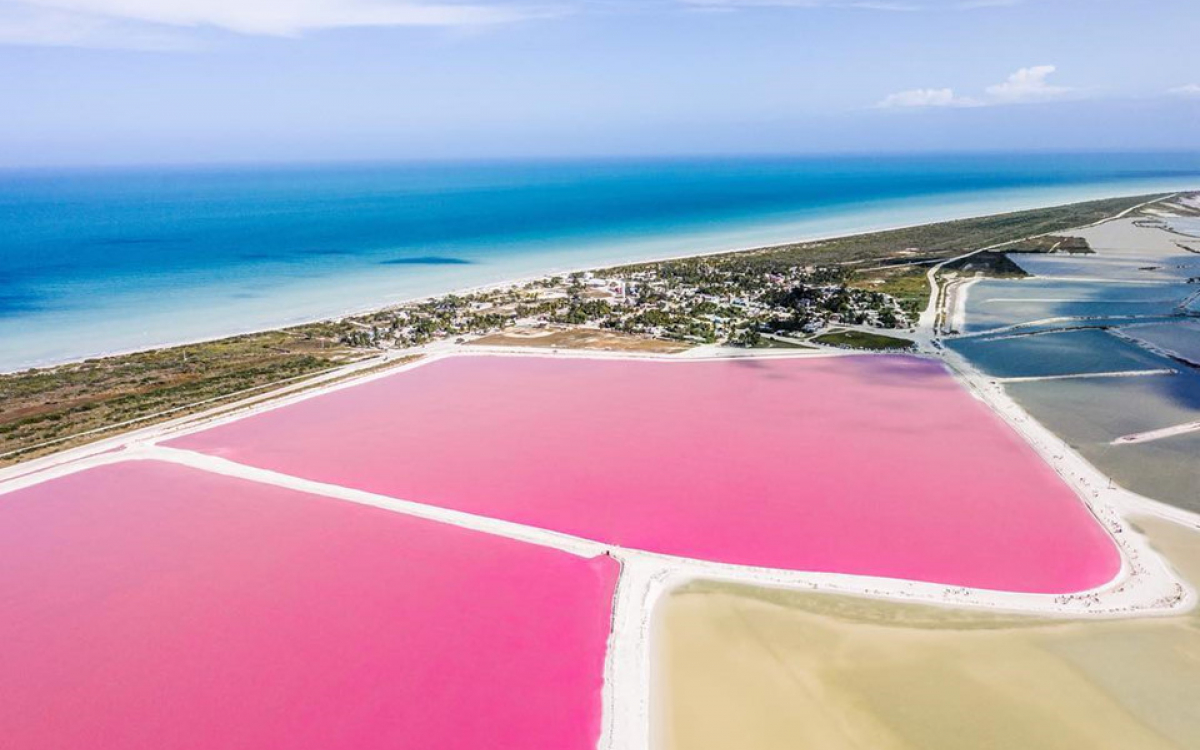 hồ nước hồng Mexico
