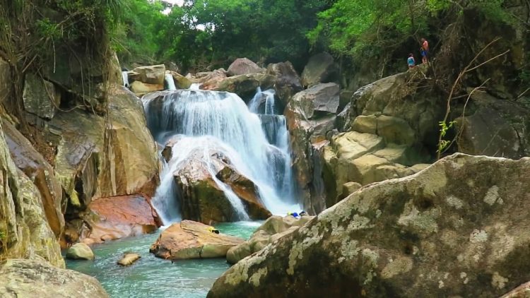 Suối Ba Hồ nổi tiếng ở Nha Trang