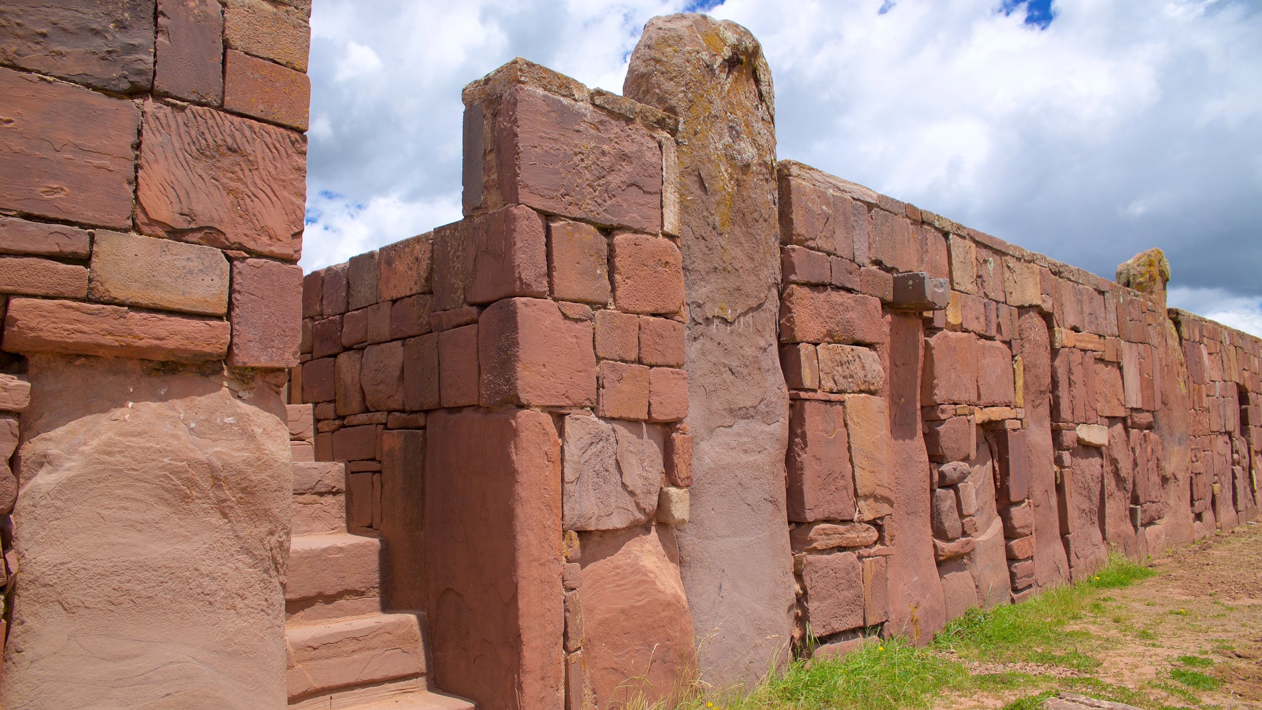 Du lịch Bolivia: Thành phố cổ Tiwanaku