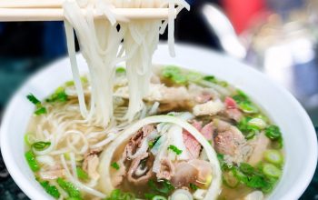 Làm gì để bảo tồn di sản văn hóa ẩm thực độc đáo - Phở Nam Định?