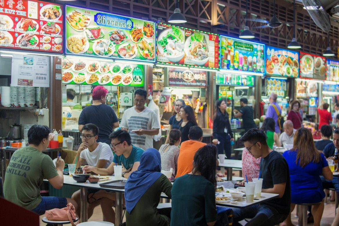 Mang cả thế giới ẩm thực từ Singapore về làm quà 