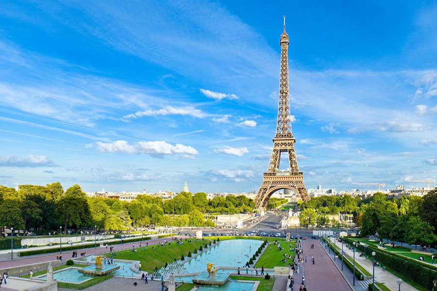 Kiến trúc tháp Eiffel vững chắc