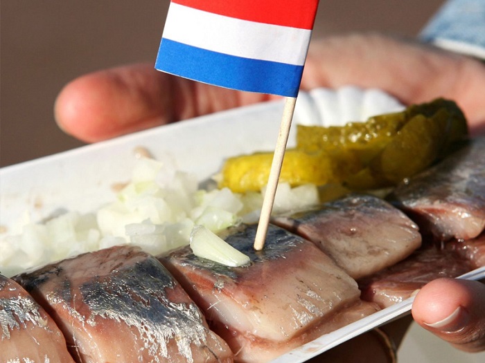 Cá herring không phải ai cũng dám ăn thử